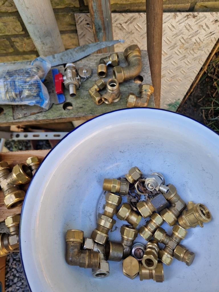 Knelkoppelingen, Overige materialen, Overige typen, Minder dan 2 meter, 20 tot 40 mm