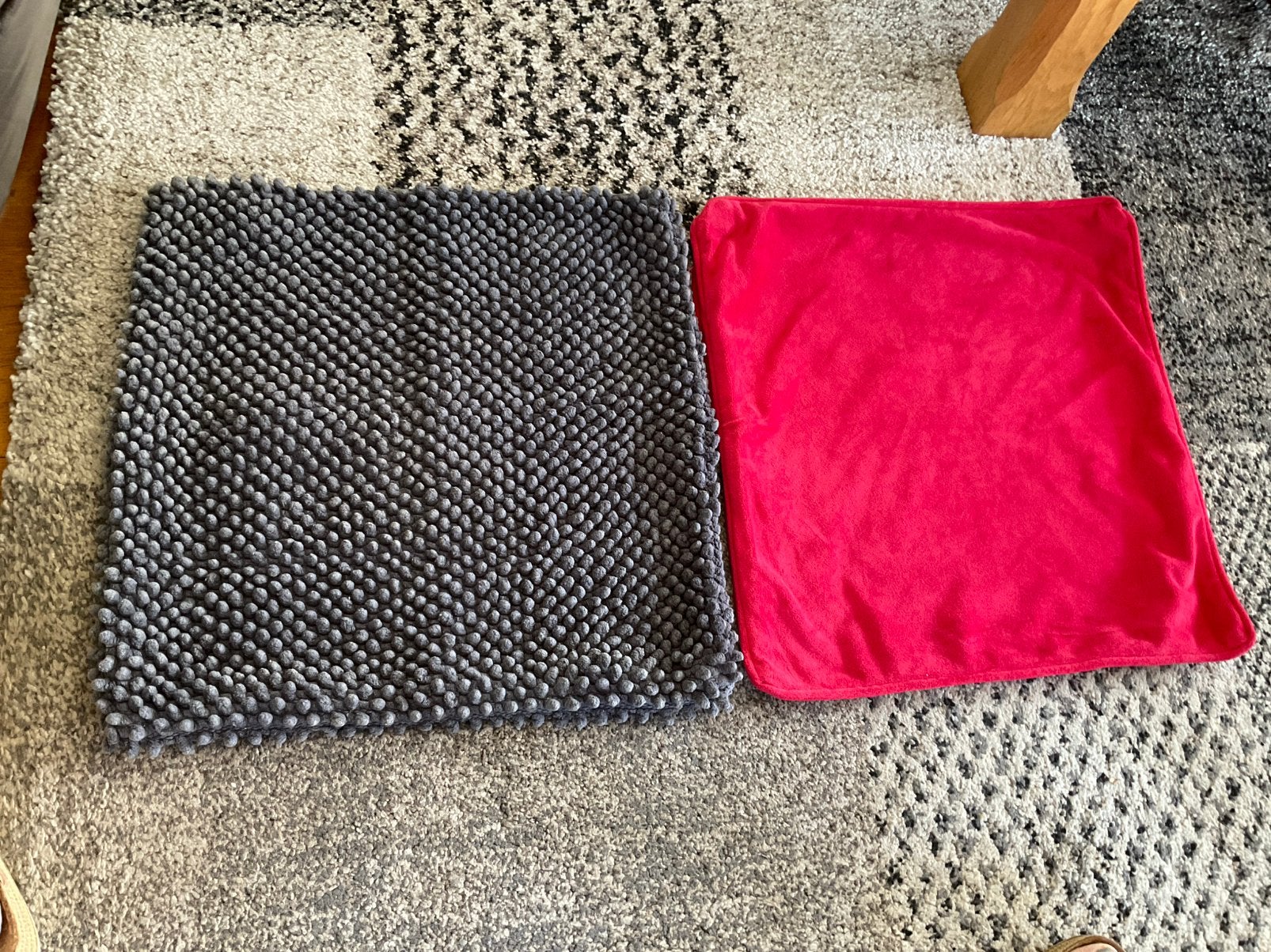 2 kussenhoezen 45x45., Huis en Inrichting, Woonaccessoires | Kussens, Ophalen of Verzenden, Gebruikt, Vierkant