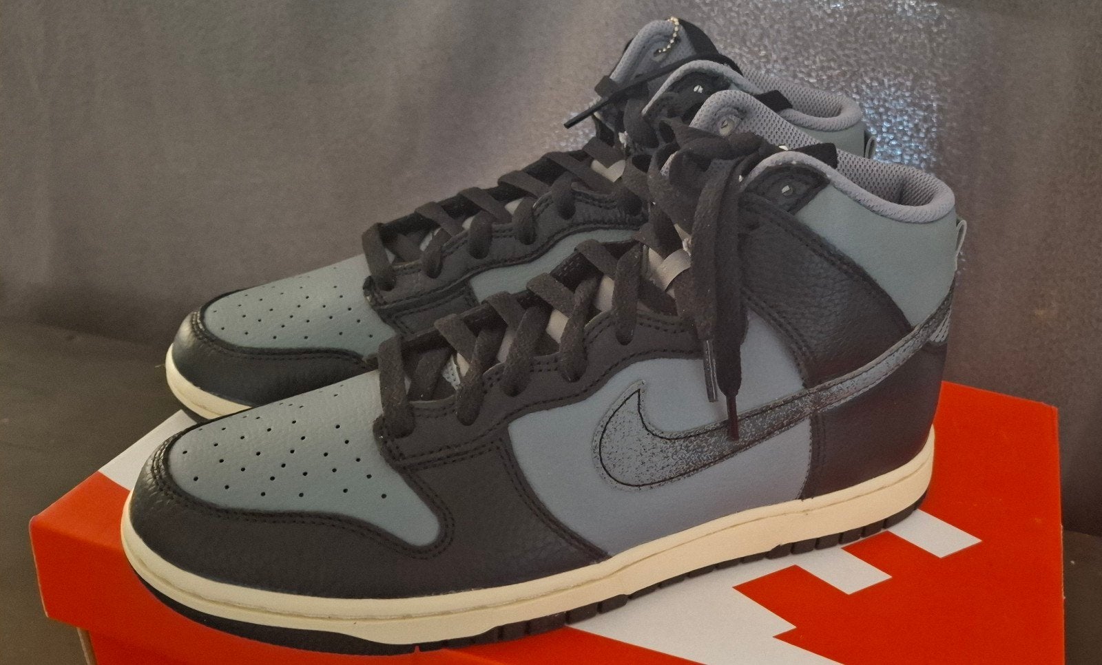 Nike Dunk High "50 Years Of Hip-Hop" - Maat 44, Zwart, Nike, Ophalen of Verzenden, Sneakers of Gympen