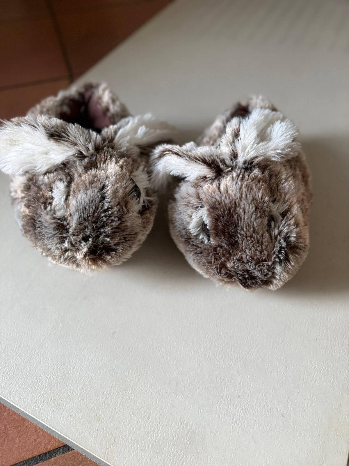 Konijn sloffen, Ophalen of Verzenden, Zo goed als nieuw, Pantoffels of Sloffen