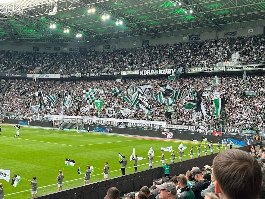 Tickets borussia Monchengladbach - BVB 3 mei, Tickets en Kaartjes, Losse kaart, Twee personen, Mei, Buitenland