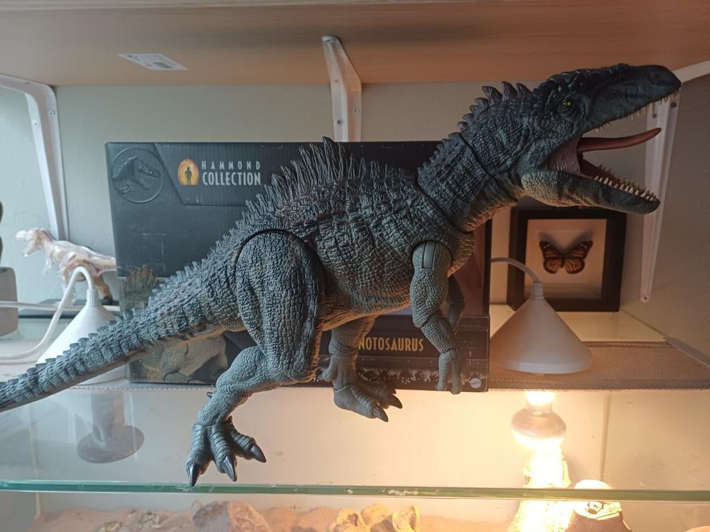 Giganautosaurus hc, Ophalen of Verzenden, Zo goed als nieuw