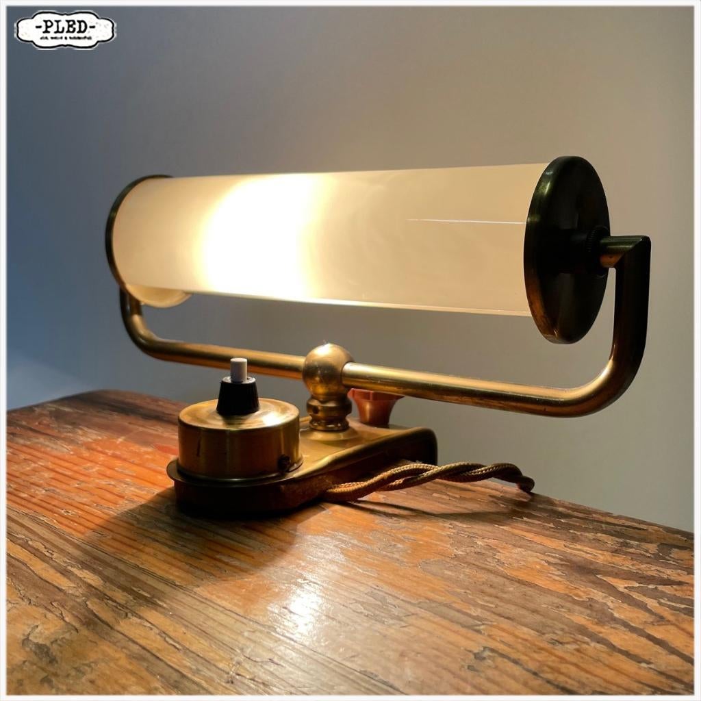 Mooi messing klemlampje met melkglas / platenspeler, Gebruikt, Ophalen of Verzenden, Nb, Nb