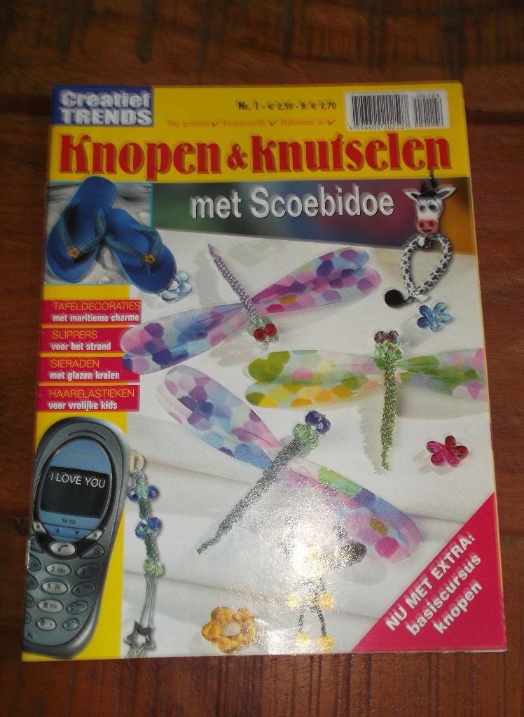 Knopen en knutselen met Scoebidoe, Ophalen of Verzenden, Gelezen, Overige onderwerpen