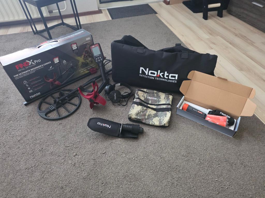 Metaaldetector findXpro met accessoires (complete set), Hobby en Vrije tijd, Metaaldetectors, Zo goed als nieuw, Discriminatie metaaldetectie