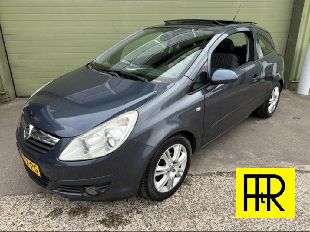 Opel CORSA 1.2-16V Enjoy Trekhaak Schuifdak APK 06-2027, Voorwielaandrijving, 450 kg, 4 cilinders, 1229 cc