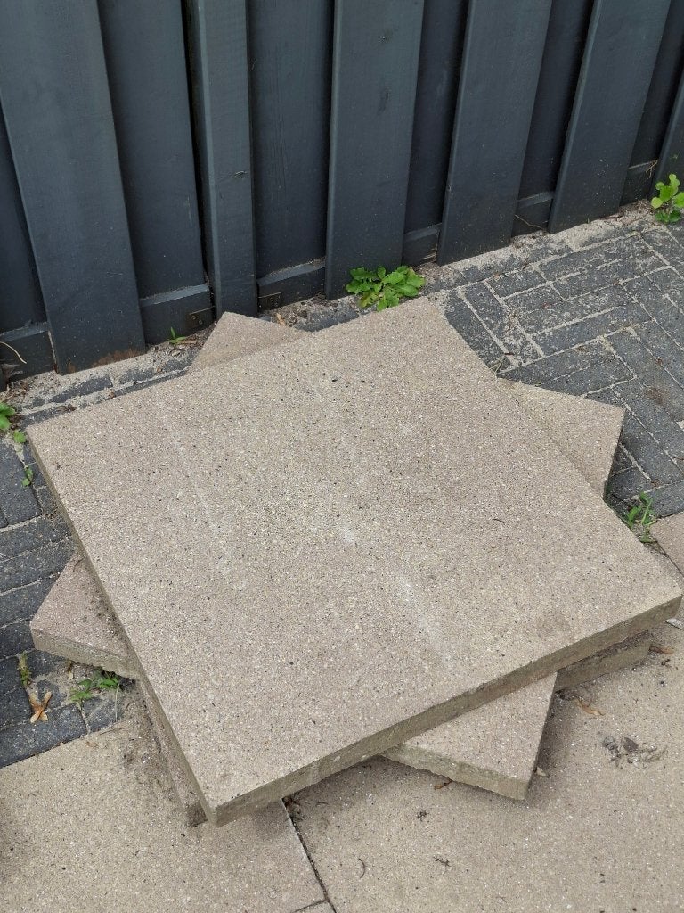 Gratis tegels meenemen, Tuin en Terras, Tegels en Klinkers, Ophalen, Gebruikt, Minder dan 5 m², Beton
