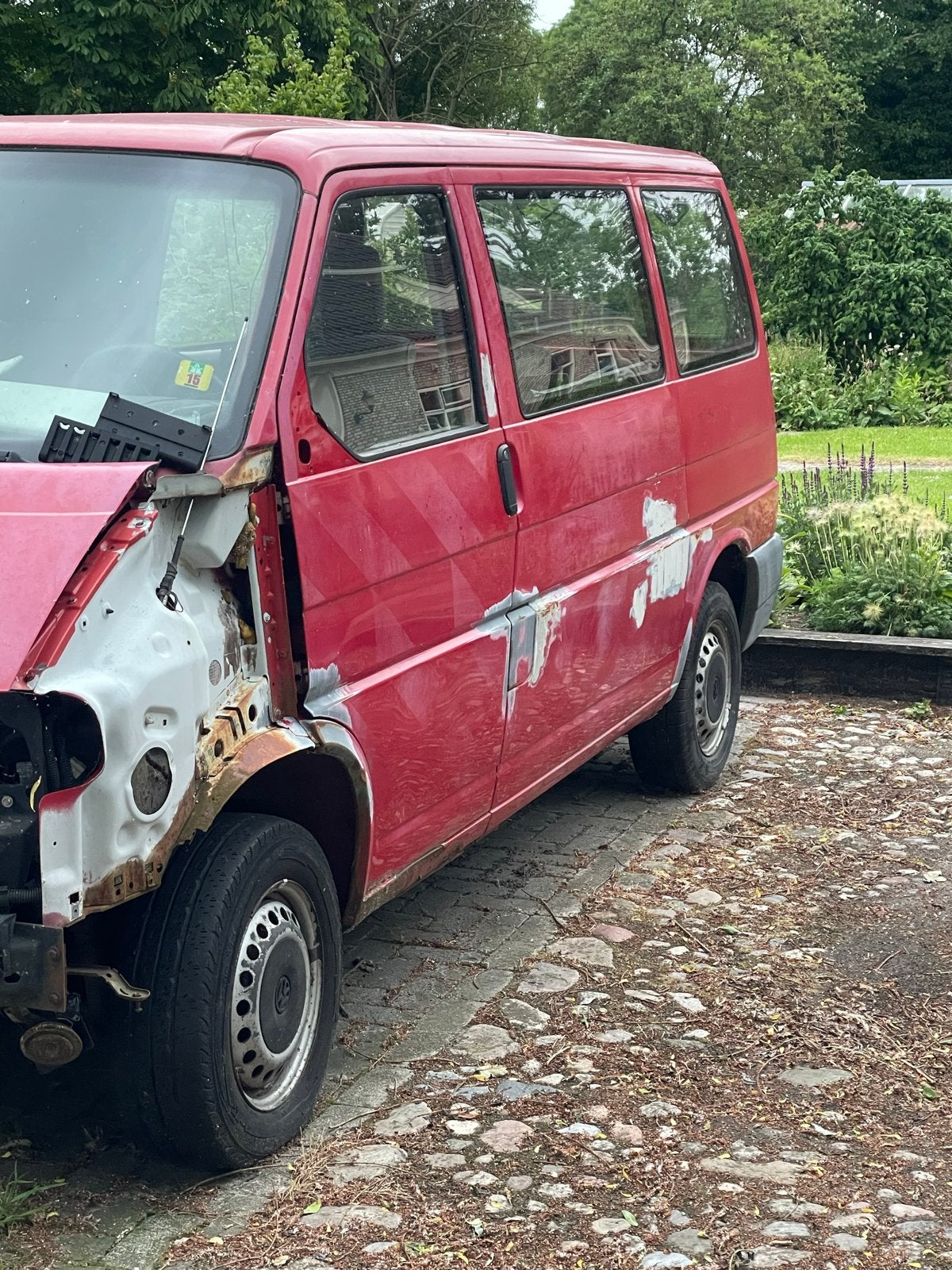 Voor onderdelen Vw T42.5 Kombi TDI 75KW AUT 1999 Rood, Stof, 4 stoelen, Bedrijf, Diesel
