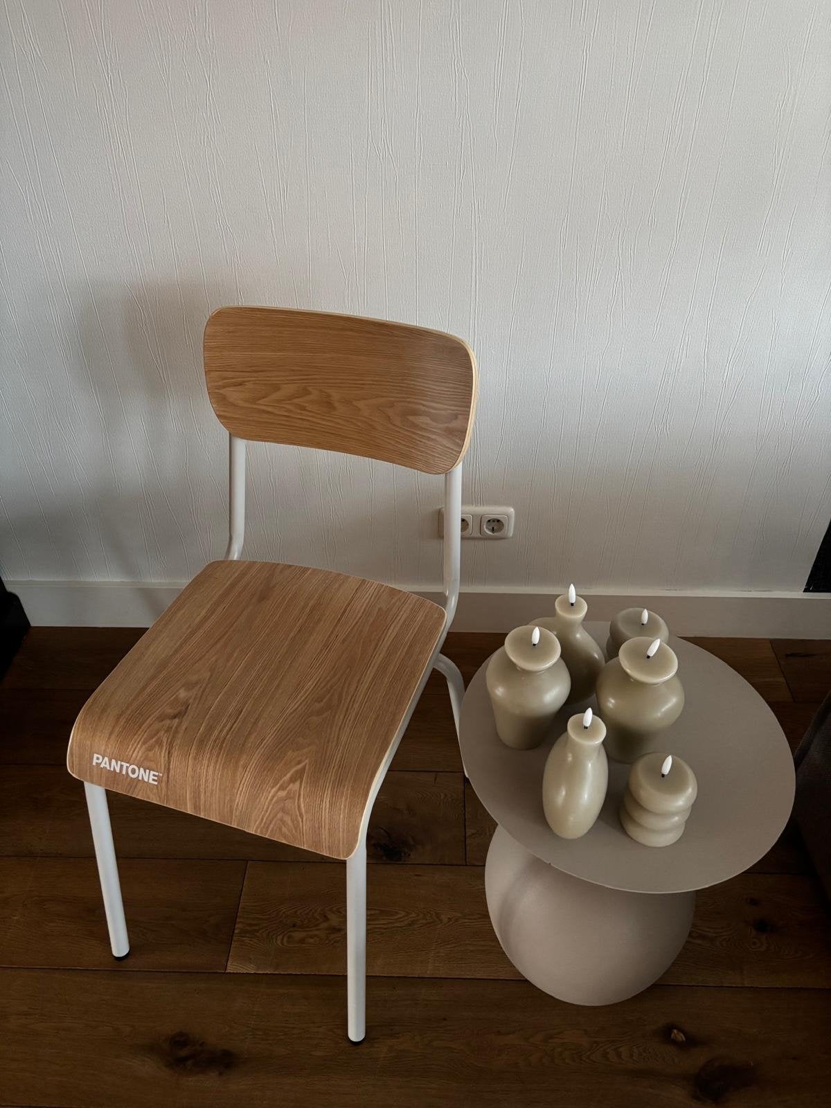 Nieuwe Set 4 design Pantone stoelen japandi, Ophalen, Wit, Nieuw, Vier
