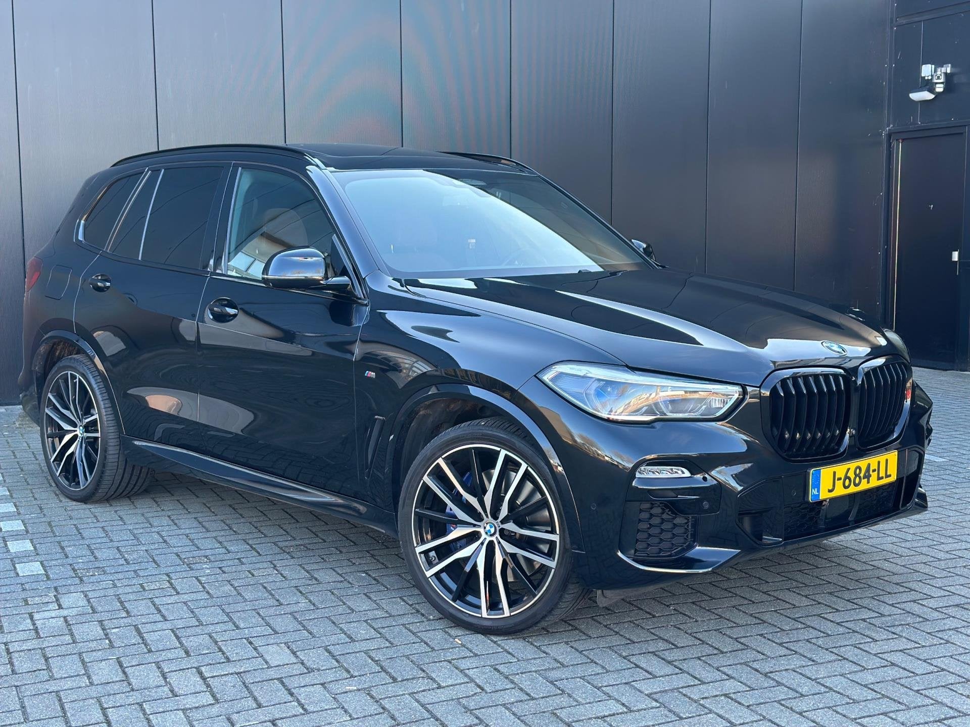 BMW X5 XDrive45e M-Sport PANO l Head-Up l Laser l 360 Camera, Auto's, Dealer onderhouden, Gebruikt, Zwart, Vierwielaandrijving