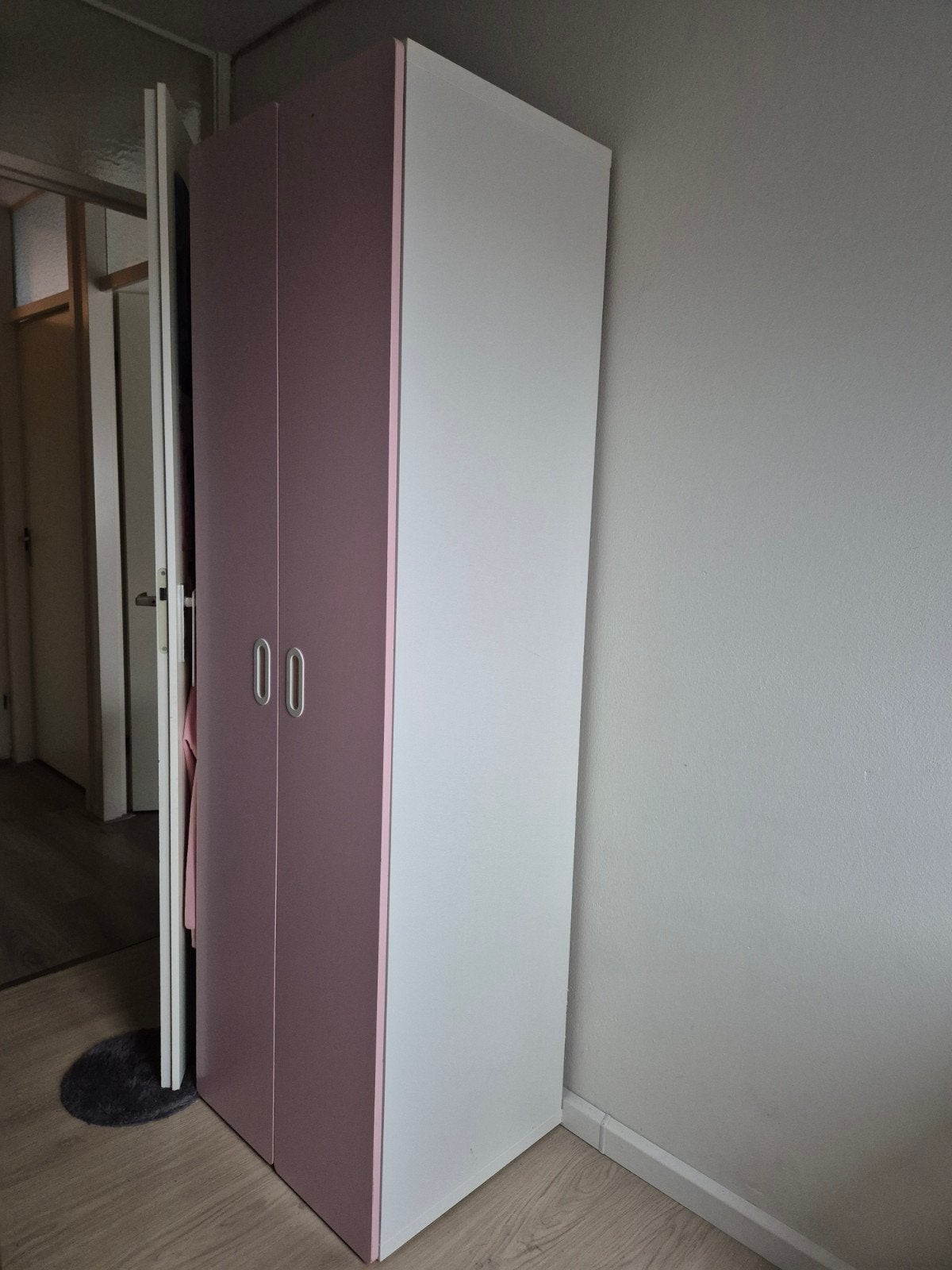 Ikea Smastad kinder kledingkast roze/wit, Huis en Inrichting, Ophalen, Met deur(en), Gebruikt, 50 tot 100 cm