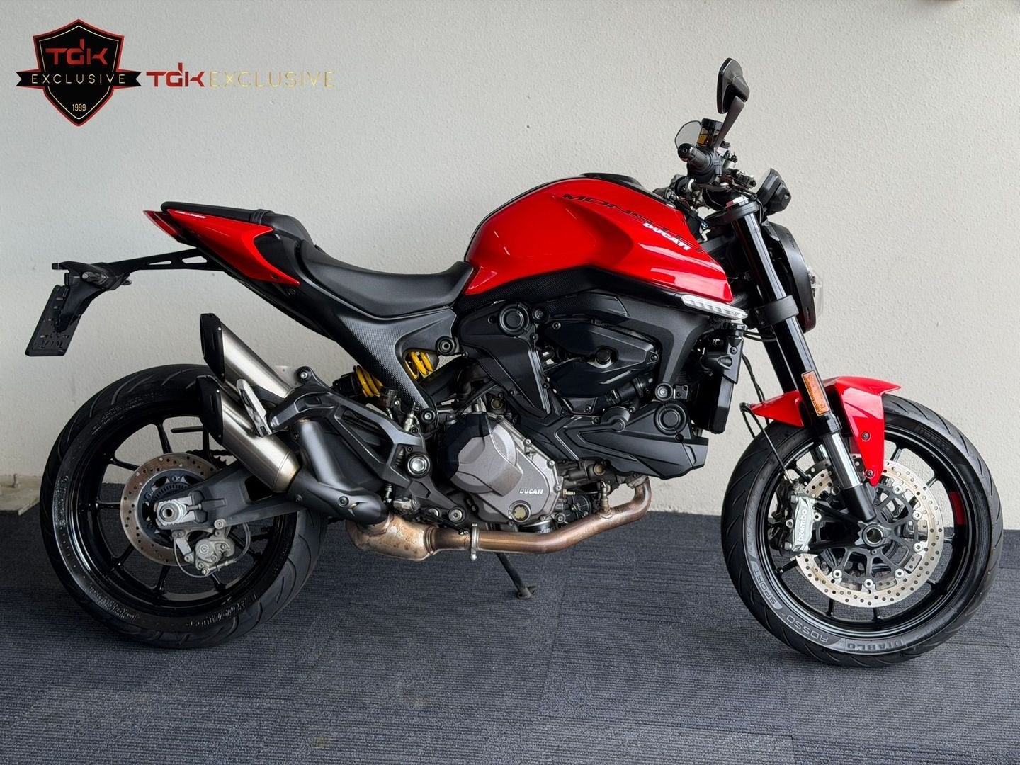Ducati Monster 937 TOPSTAAT (796 696 1100 1000 900 800 821), 2 cilinders, Motorrijbewijs A, Bedrijf, Meer dan 35 kW