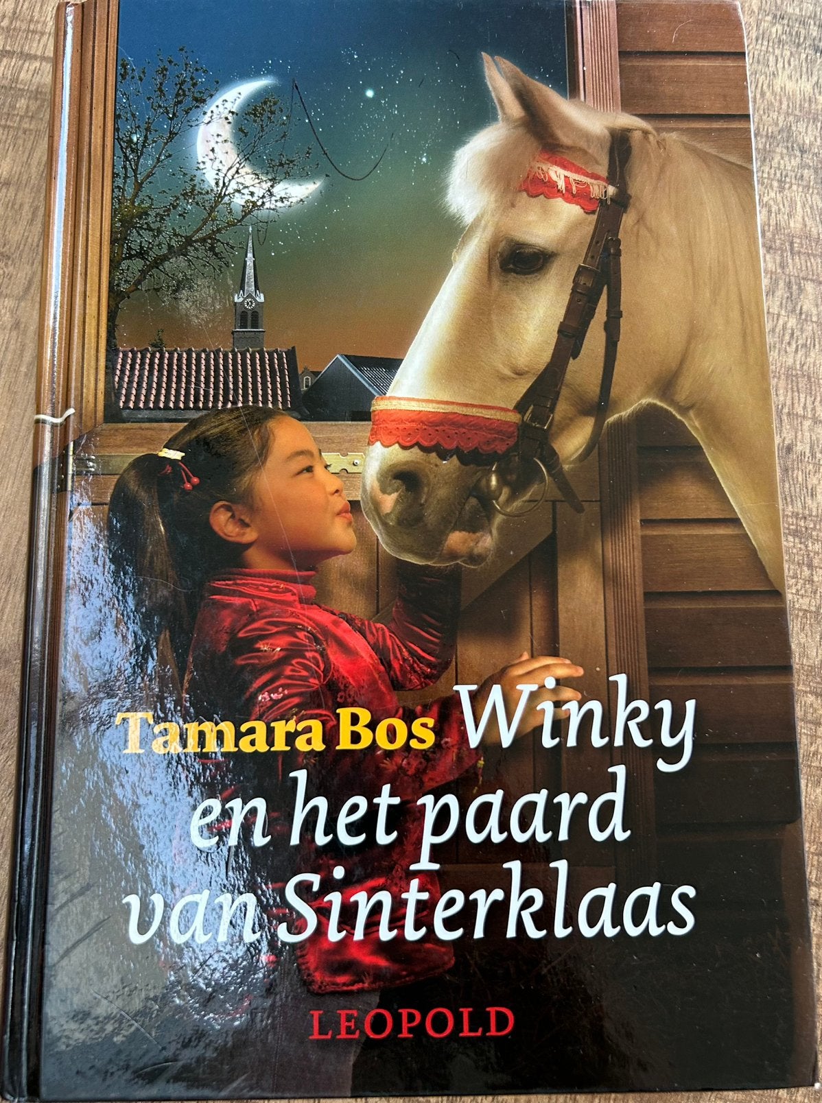 Winky en het paard van het Sinterklaas - Tamara Bos, Ophalen of Verzenden, Gelezen