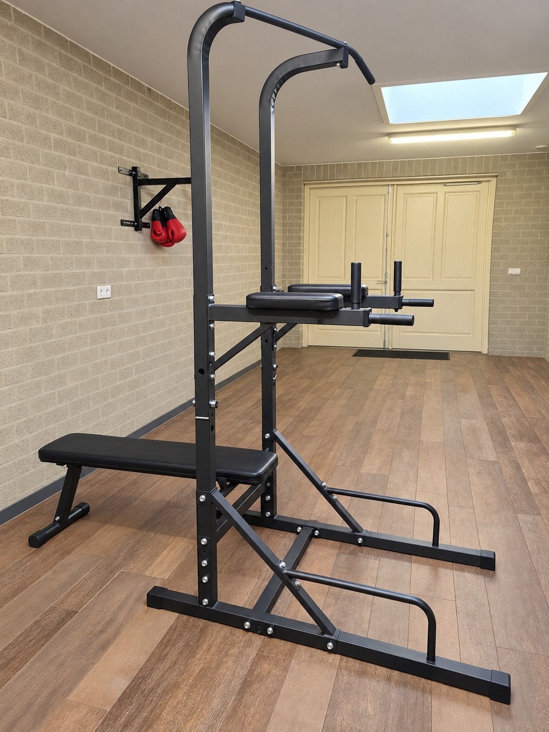 Krachtstation met optrekstang en fitnessbank, Ophalen, Zo goed als nieuw