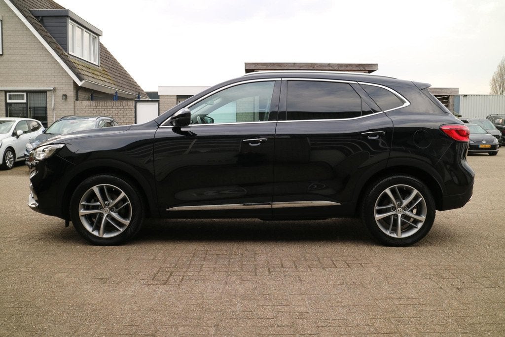MG EHS 1.5 TGDI Luxury | PHEV | Camera | Carplay |, Auto's, MG, Gebruikt, 4 cilinders, 258 pk, Zwart