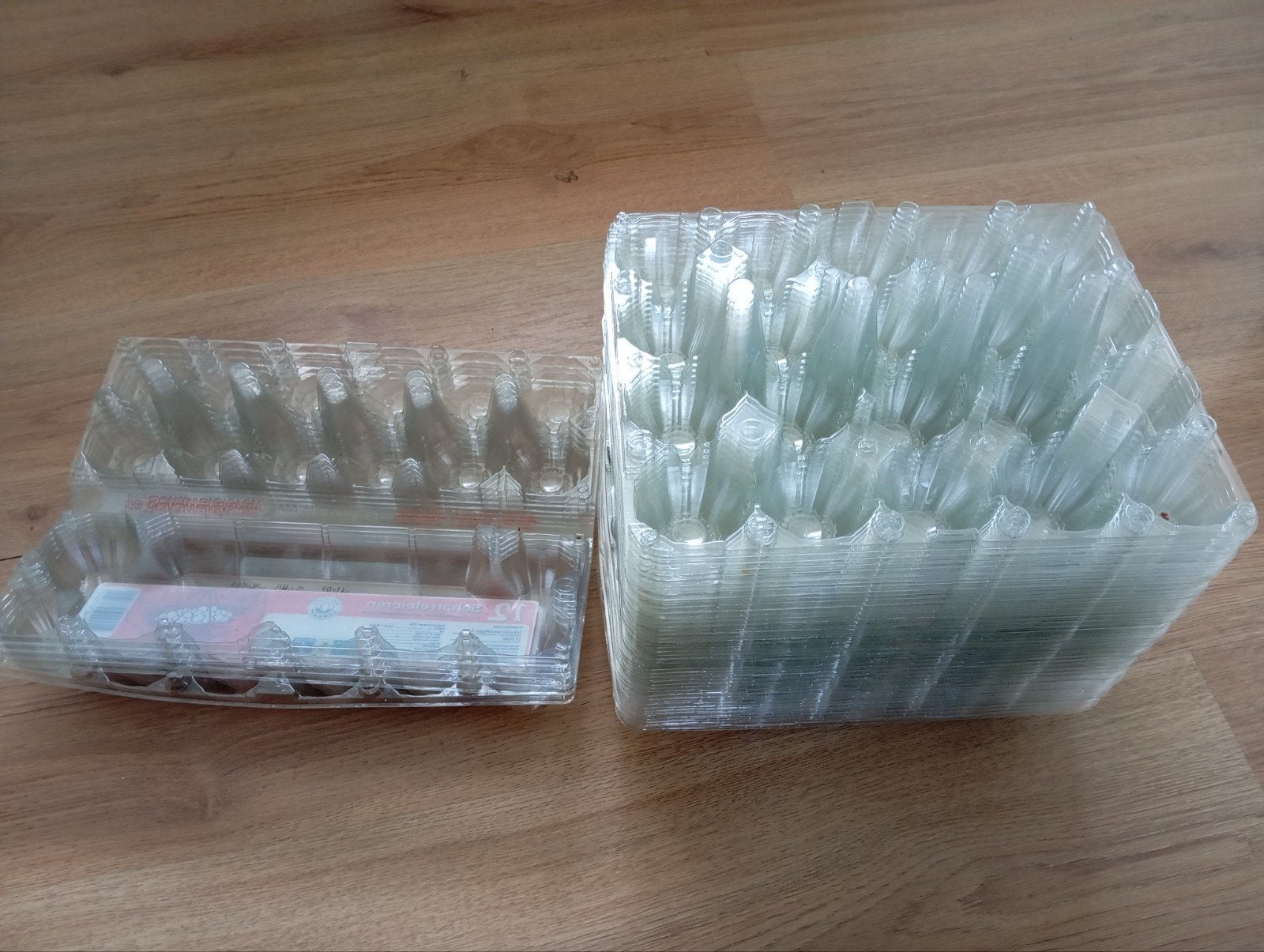 Gratis plastic eierdozen / eiertrays (12 en 20 eieren), Ophalen of Verzenden