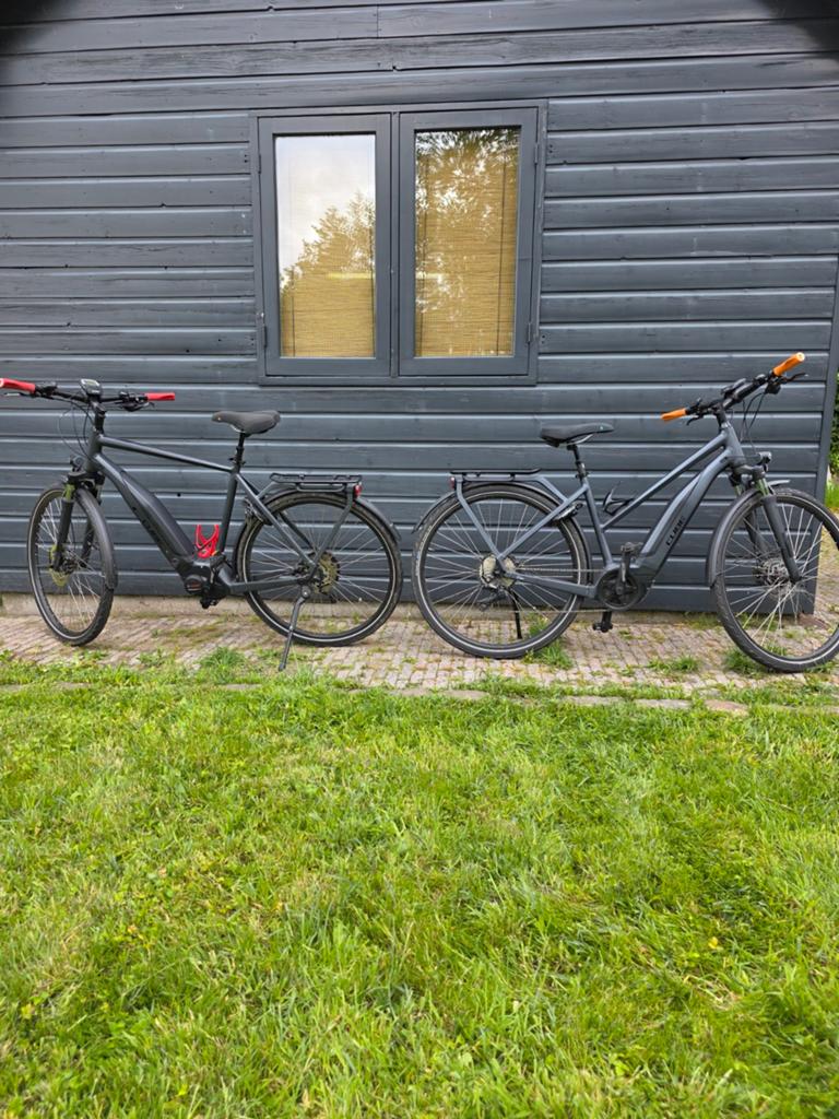 Cube Touring Ebikes 2 stuks + Fietsendrager, Fietsen en Brommers, Ophalen, Zo goed als nieuw, Cube