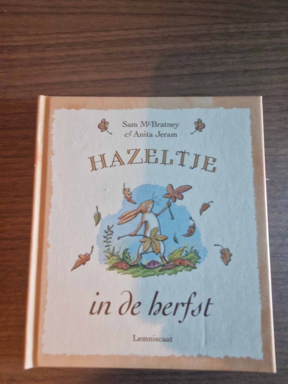 Hazeltje in de herfst - Sam McBratney & Anita Jeram, Boeken, Ophalen of Verzenden