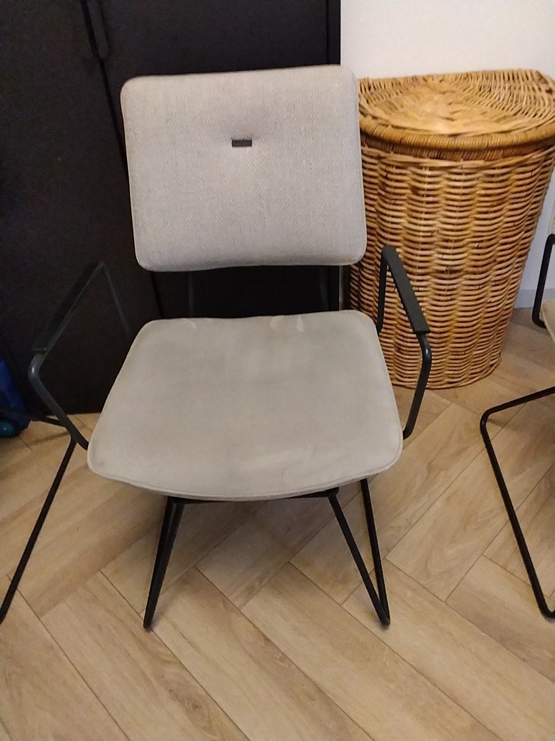 Eetkamerstoelen Xoon 4  stuks izgs, Ophalen, Modern design, Gebruikt, Vier