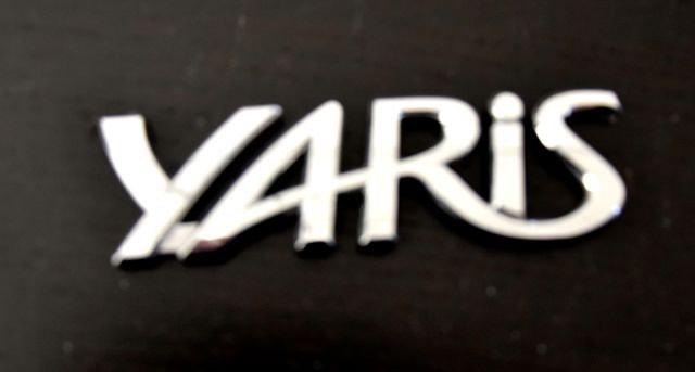 Toyota Yaris logo embleem, Ophalen of Verzenden, Gebruikt, Auto's