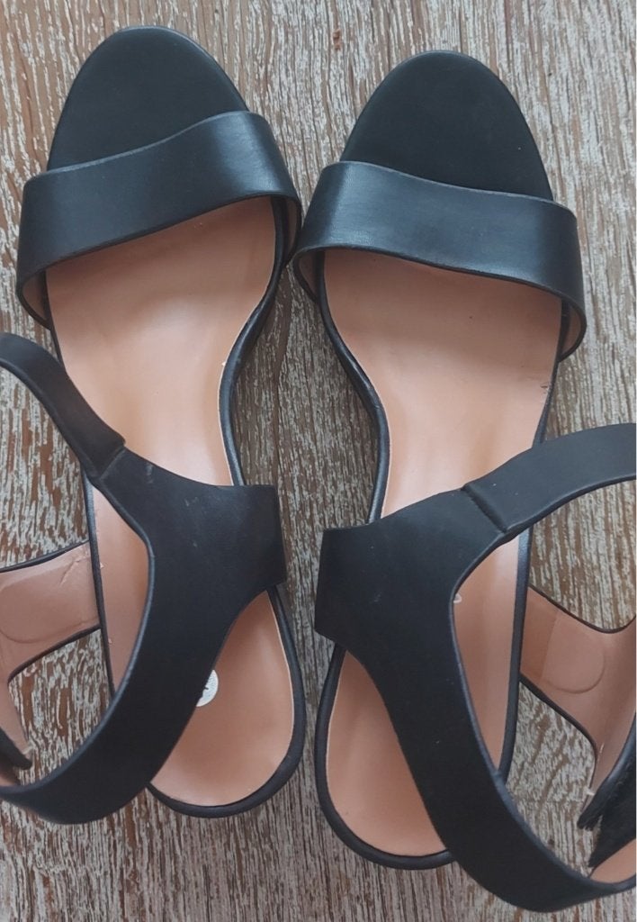 Zwarte sandalen met blokhak, maat 40, Zwart, Forever Folie, Zo goed als nieuw, Sandalen of Muiltjes
