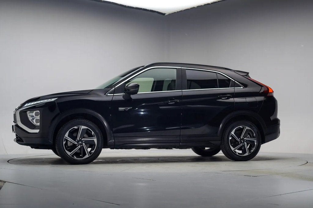 Mitsubishi Eclipse Cross 2.4 PHEV Intense [ Navi Camera Alca, Auto's, Mitsubishi, Automaat, 188 pk, 4 cilinders, Zwart