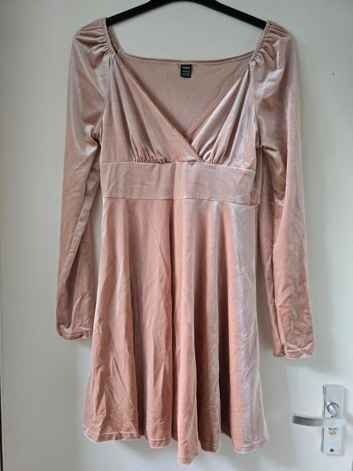 Feestjurk Cocktailjurk maat L 40/42, Kleding | Dames, Maat 38/40 (M), Beige, Nieuw, Ophalen of Verzenden