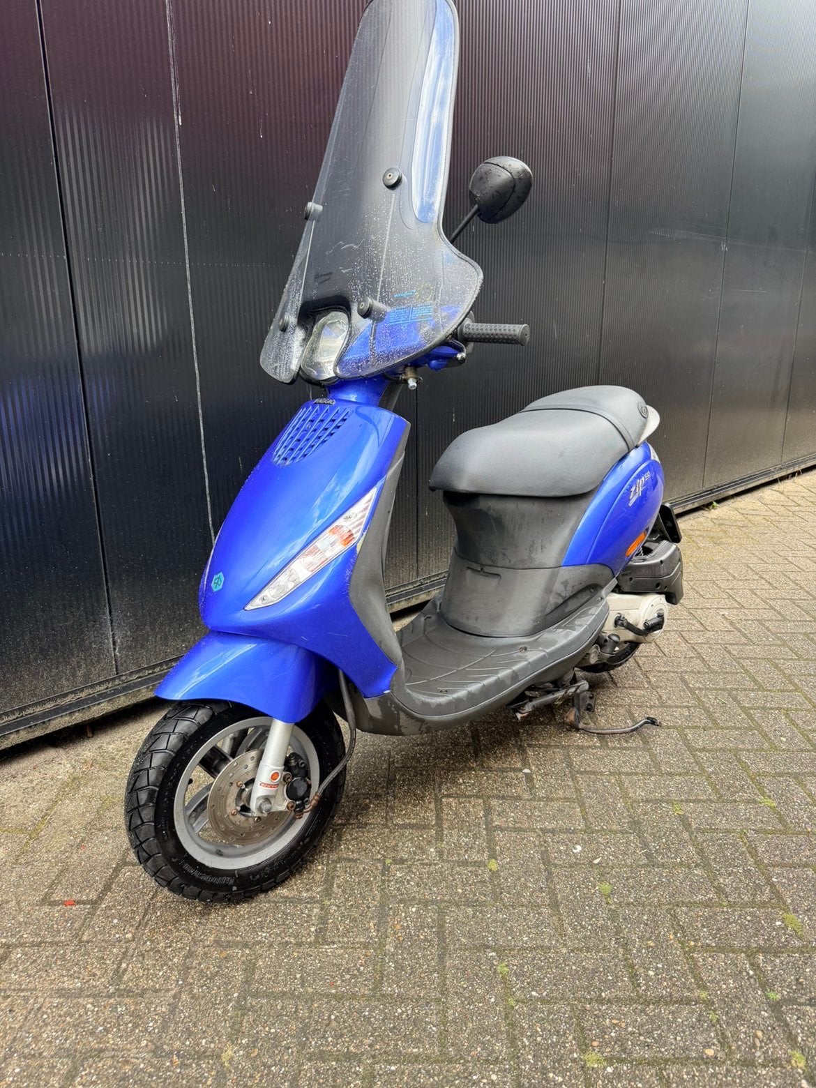 Piaggio zip 4t 2006 snor, Fietsen en Brommers, Scooters | Piaggio, Ophalen, Zo goed als nieuw, Benzine, Zip
