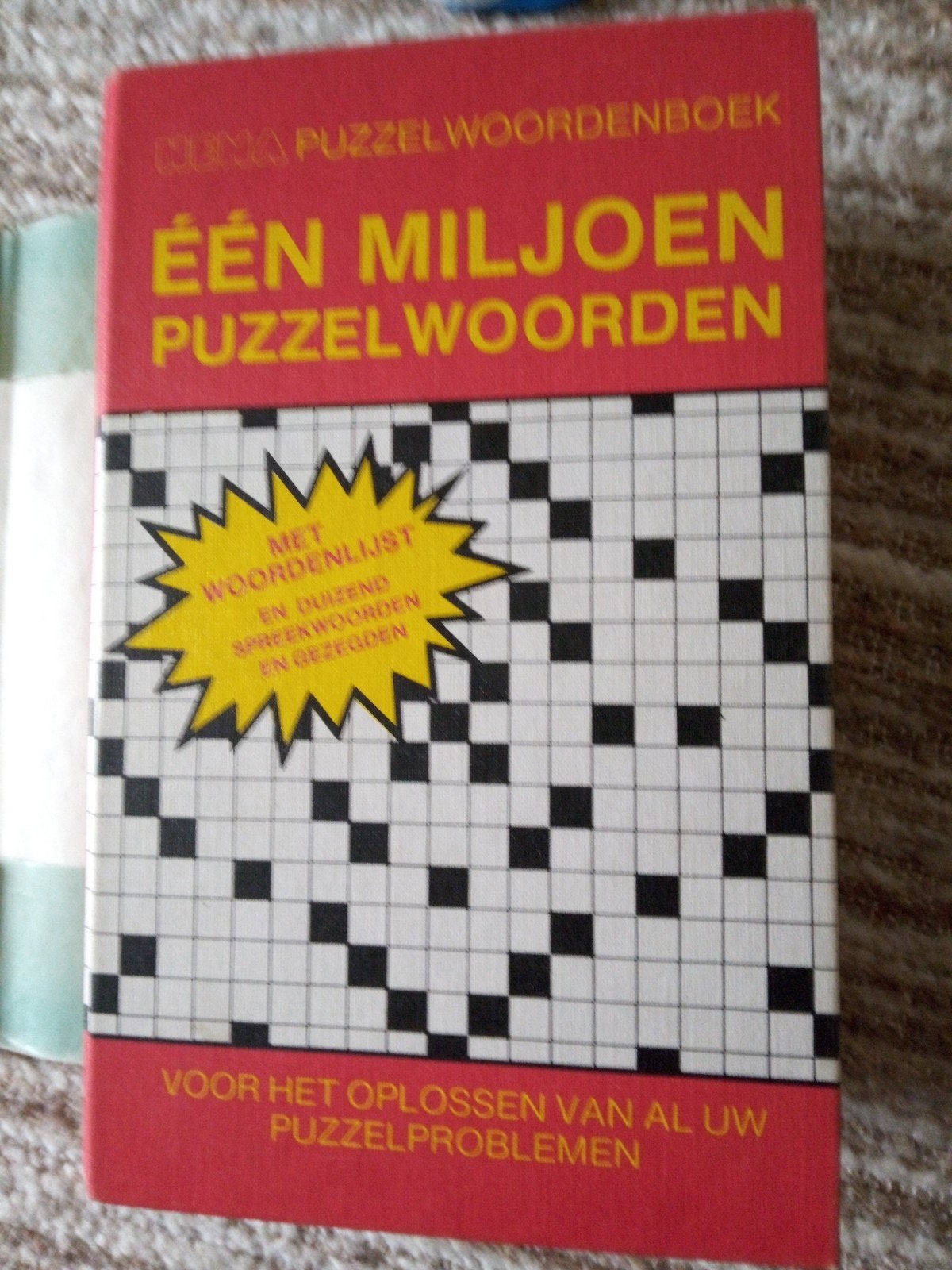 Groot Hema Puzzelwoordenboek ZGAN !!!, Hobby en Vrije tijd, Ophalen of Verzenden, Minder dan 500 stukjes, Zo goed als nieuw, Puzzelboek