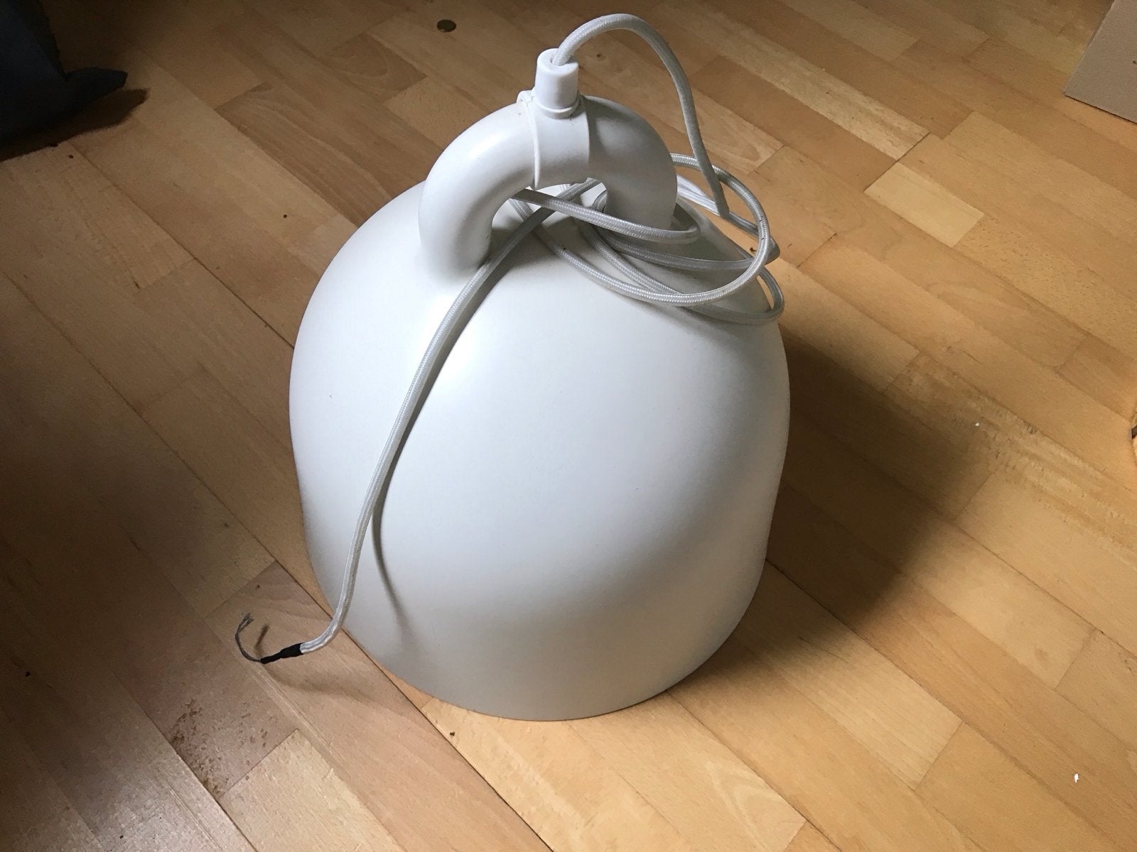 Bell hanglamp wit Normann Copenhagen small, Ophalen of Verzenden, Gebruikt, Metaal, E27 (groot)