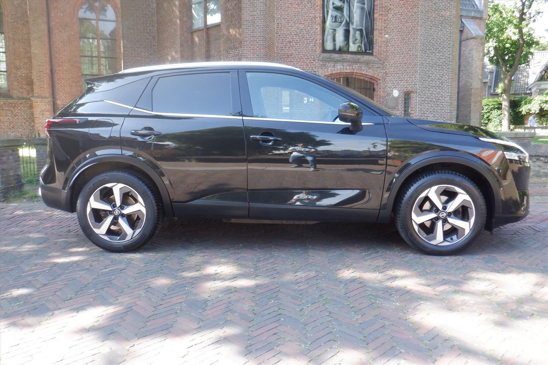 Nissan Qashqai 1.3 Mild-Hybrid 158pk Tekna-LEER-360gr.CAMERA, Zwart, Leder, Bedrijf, Hybride Elektrisch/Benzine