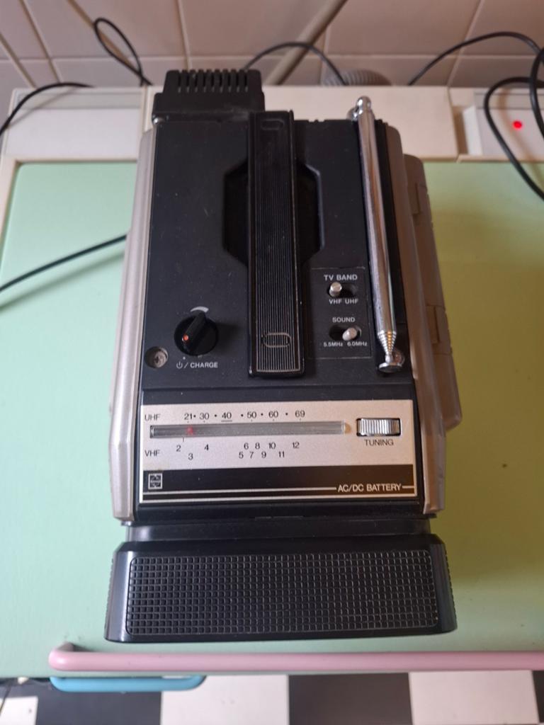 Panasonic mini monitor CRT TV vintage, Ophalen of Verzenden, Gebruikt, Minder dan 40 cm, Panasonic