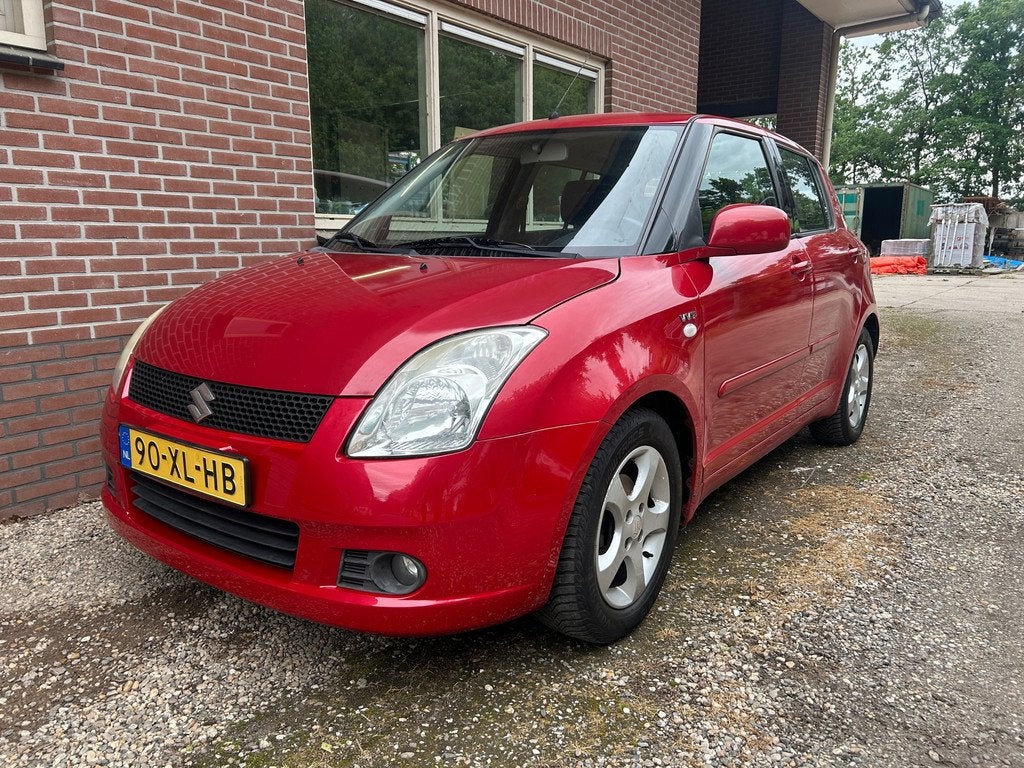 Suzuki Swift 1.5 Exclusive, Auto's, Suzuki, Voorwielaandrijving, 15 km/l, 4 cilinders, 400 kg