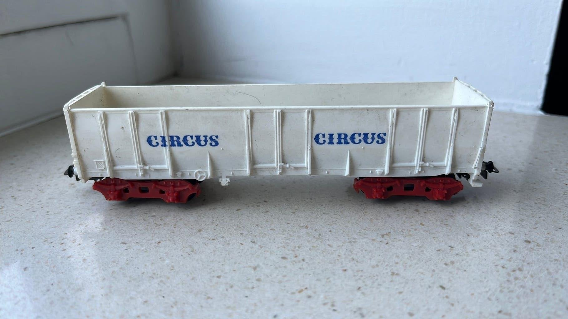 Piko ho 4 assige Circus hoge bakwagen.zie omschrijving, Gelijkstroom, Wagon, Zo goed als nieuw, Piko