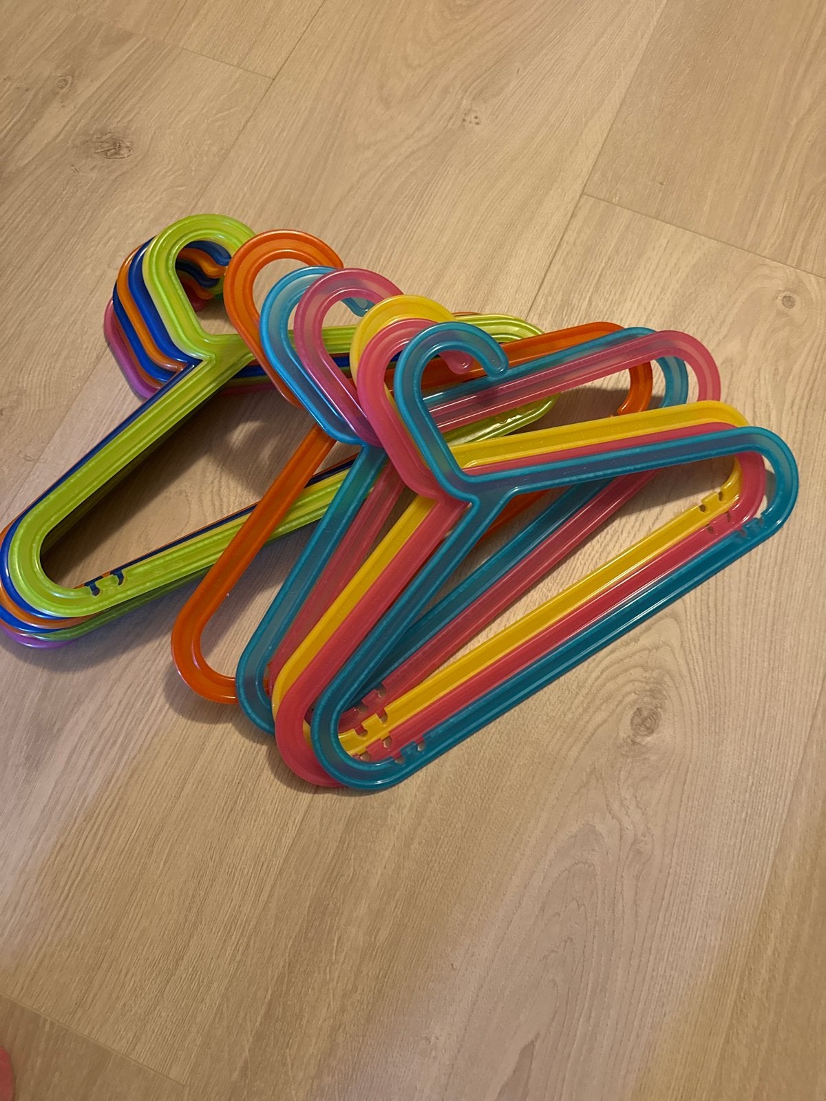 kledinghangers  voor kinderen van ikea, Ophalen of Verzenden, Gebruikt, Kunststof, Kinderen