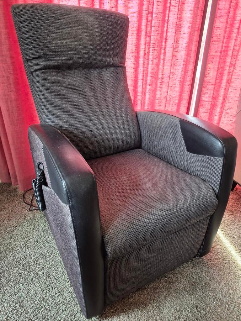 Verstelbare Fauteuil, Ophalen, Gebruikt, 75 tot 100 cm, 75 tot 100 cm