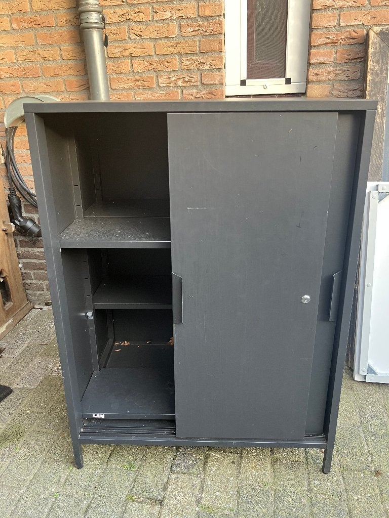 Archief kast met 2 schuifdeuren antraciet kleur, Huis en Inrichting, Kasten | Roldeurkasten en Archiefkasten, Ophalen, 100 tot 150 cm