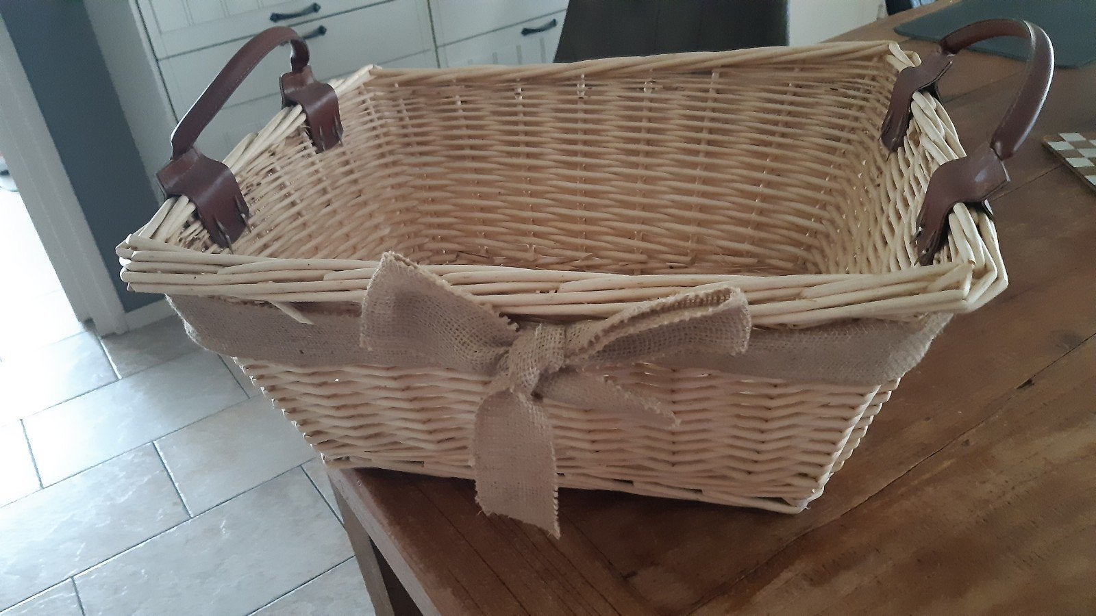 Rieten mand, Huis en Inrichting, Woonaccessoires | Schalen en Manden, Ophalen, Gebruikt, Rechthoekig, Riet