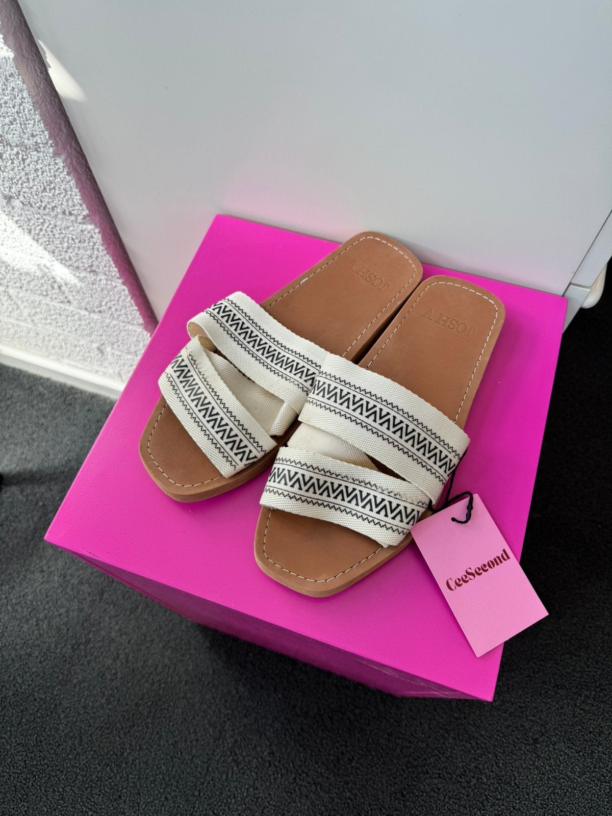 Josh V slippers maat 39 zomers, Ophalen of Verzenden, Gedragen, Slippers