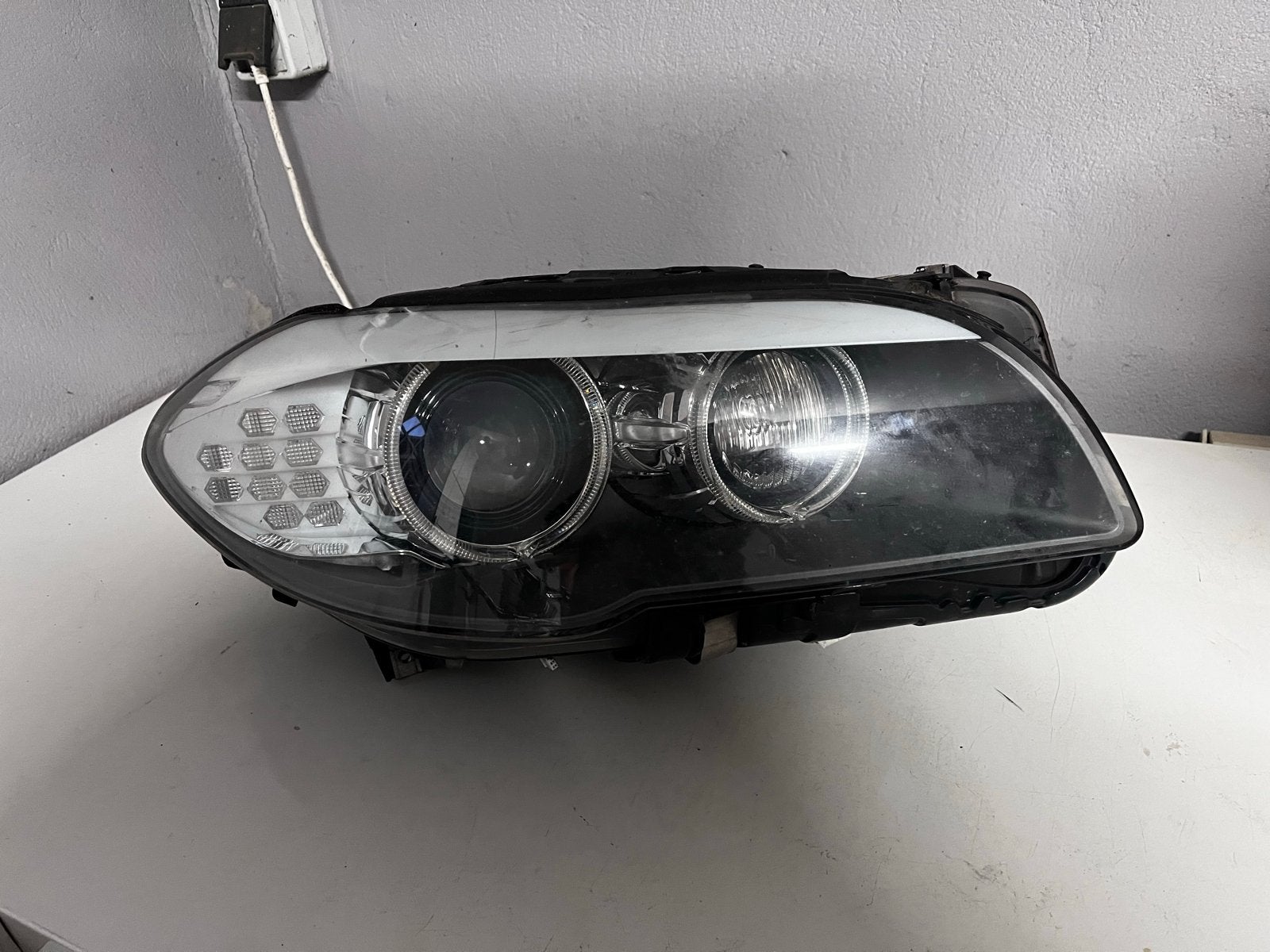 BMW 5 Serie F10 F11 Koplamp Rechts, Ophalen, Gebruikt, BMW