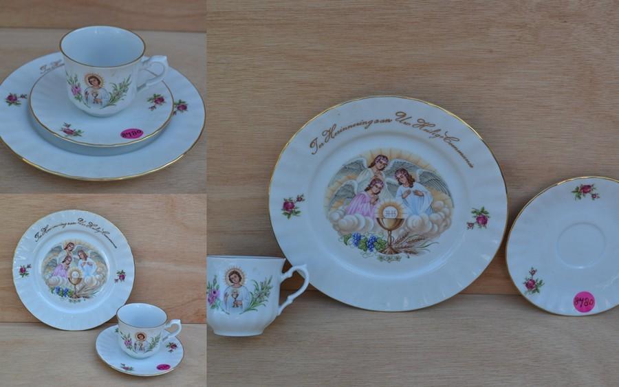 Mooi oud communie servies setje NR 8780, Ophalen of Verzenden