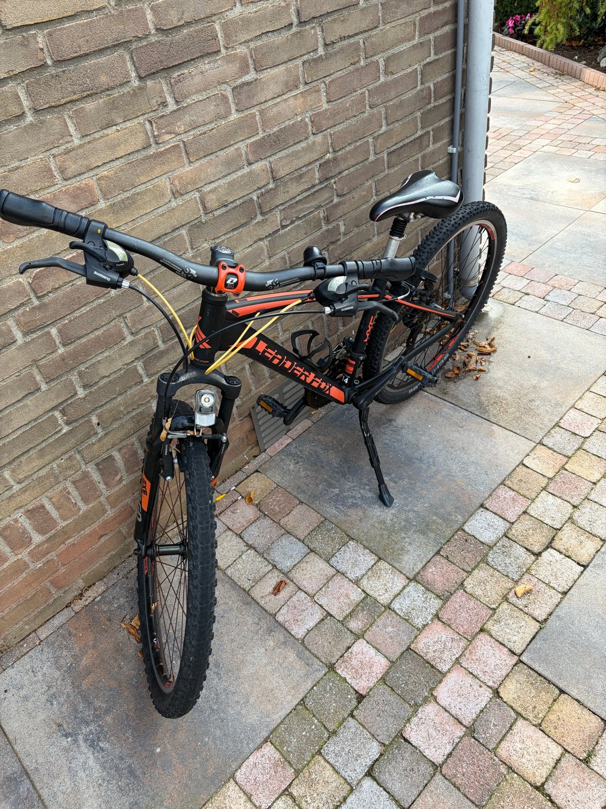Foto 2 van Leader Fox Mountainbike