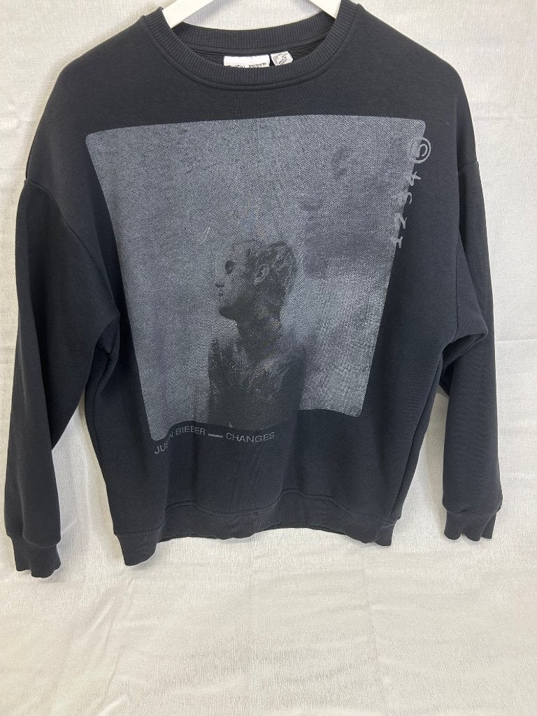 JUSTIN BIEBER sweater XS in nieuw staat, Verzenden, Zo goed als nieuw, Maat 34 (XS) of kleiner, Zwart