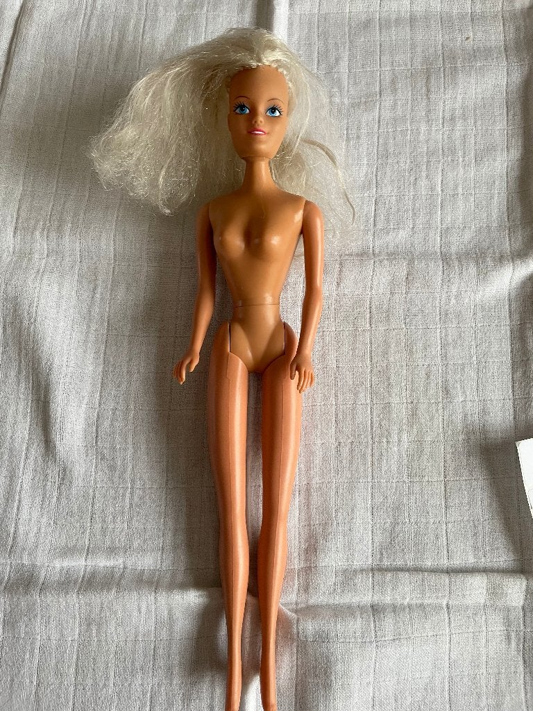 Barbie pop 1986 BB1 China, Ophalen of Verzenden, Zo goed als nieuw, Barbie