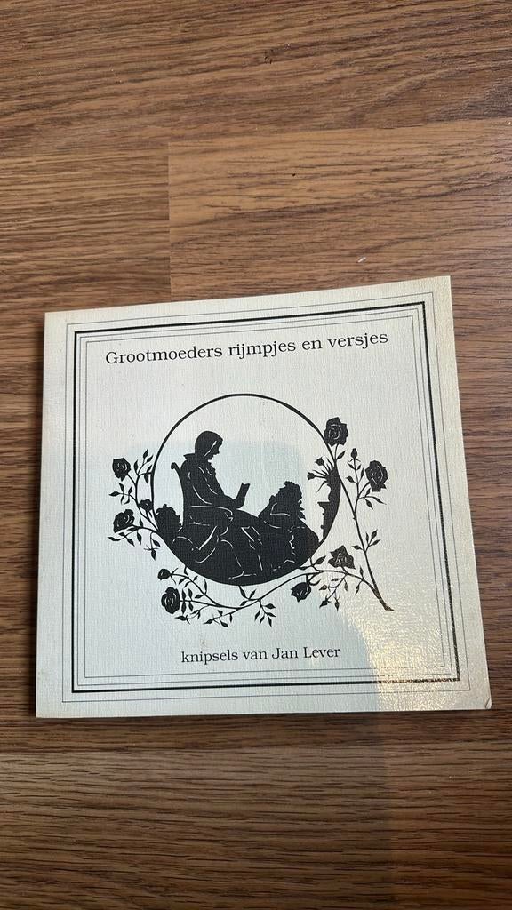Grootmoeders rijmpjes en versjes - Jan Lever, Ophalen of Verzenden, Gelezen, Sprookjes