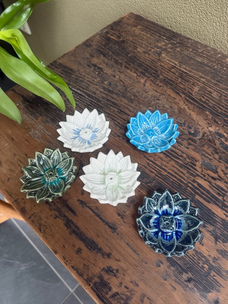 Lotus wierookbrander keramiek handgemaakt Bali Indonesie, Overige materialen, Verburgt Vintage, Overige kleuren, Nieuw