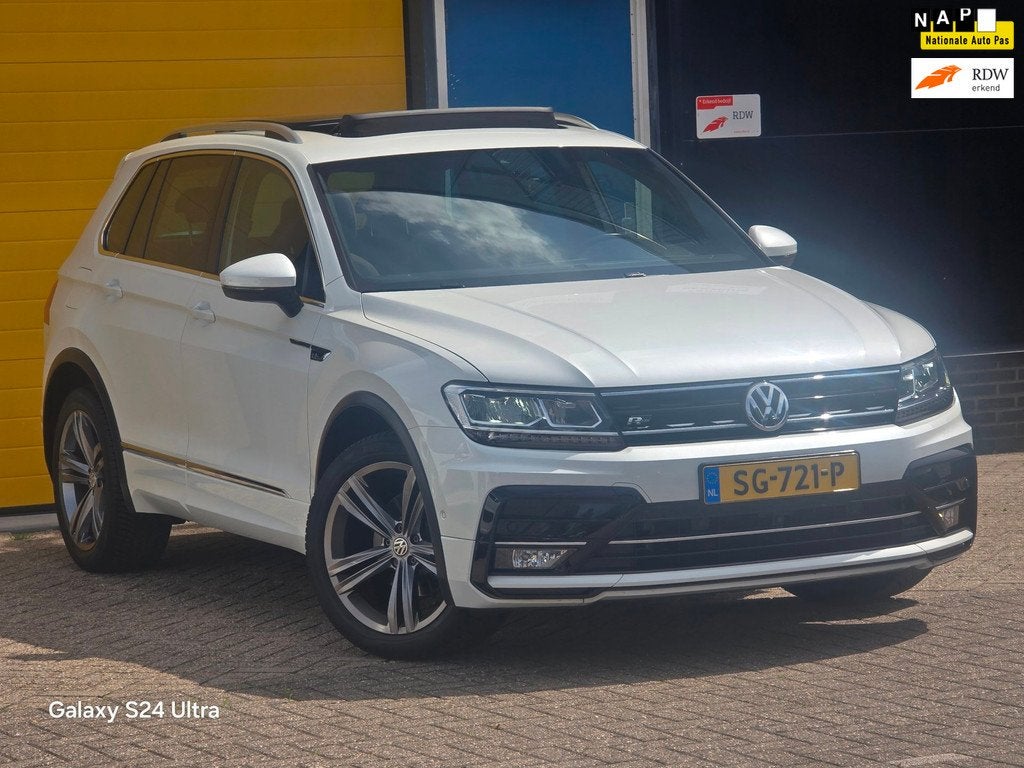 Volkswagen Tiguan 1.4 TSI R Line / Aut / NAP / Camera / Ecc, Euro 6, 4 cilinders, 150 pk, Wit