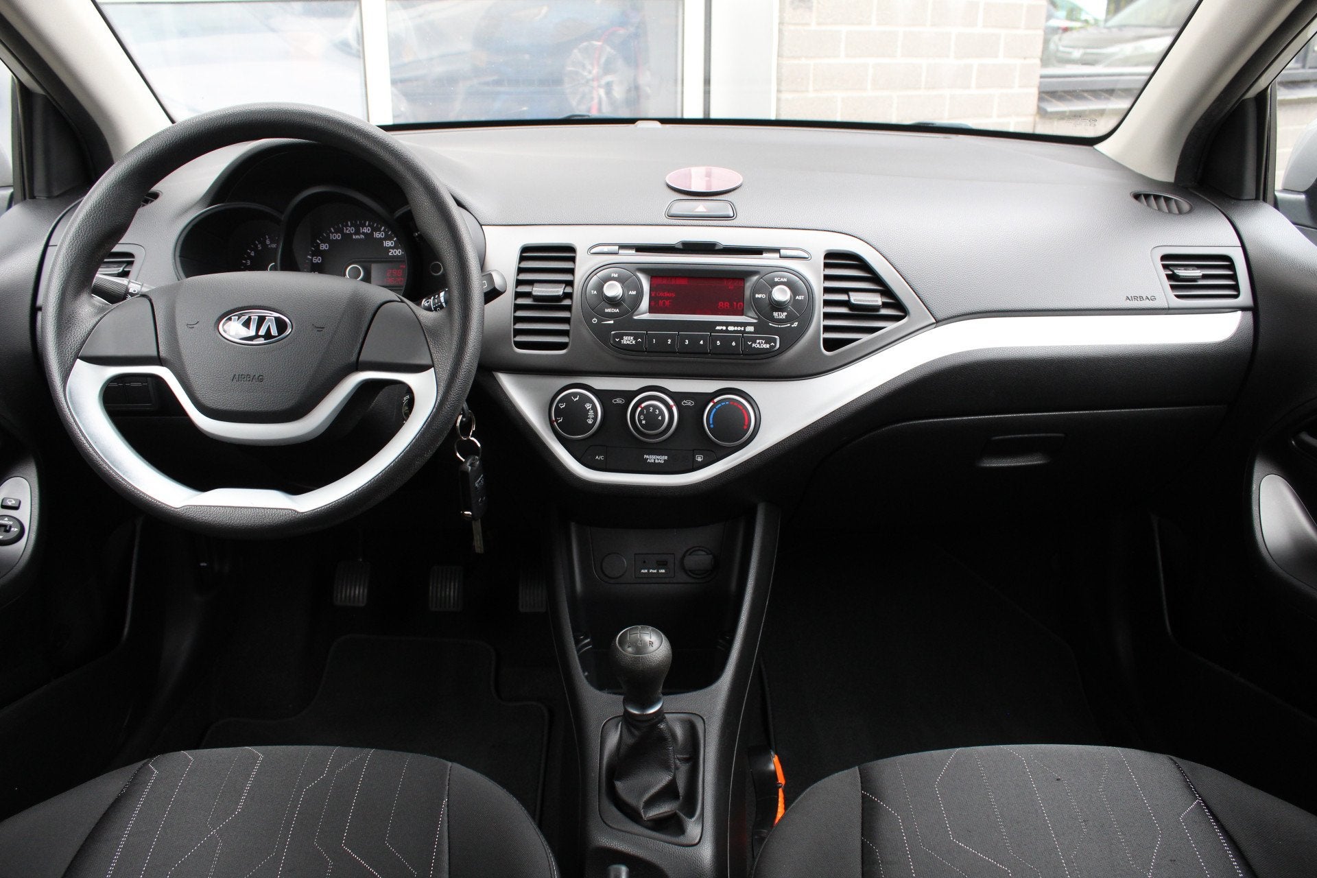 Kia Picanto 1.2 CVVT ISG Plus Pack / Led / Airco / LMV 14' /, Auto's, Kia, Voorwielaandrijving, Euro 5, Gebruikt, 4 cilinders