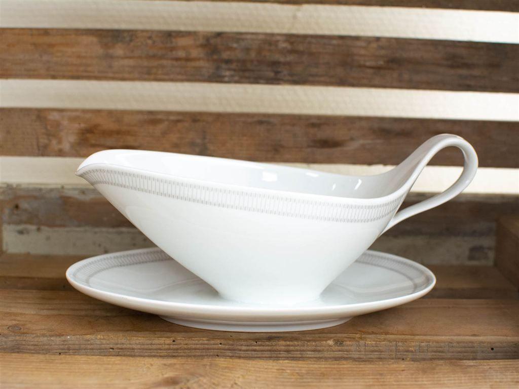 heissrich bavaria saus/jus kom met vast schaaltje 29168, Gebruikt, Ophalen of Verzenden, Bord(en), Wedgwood