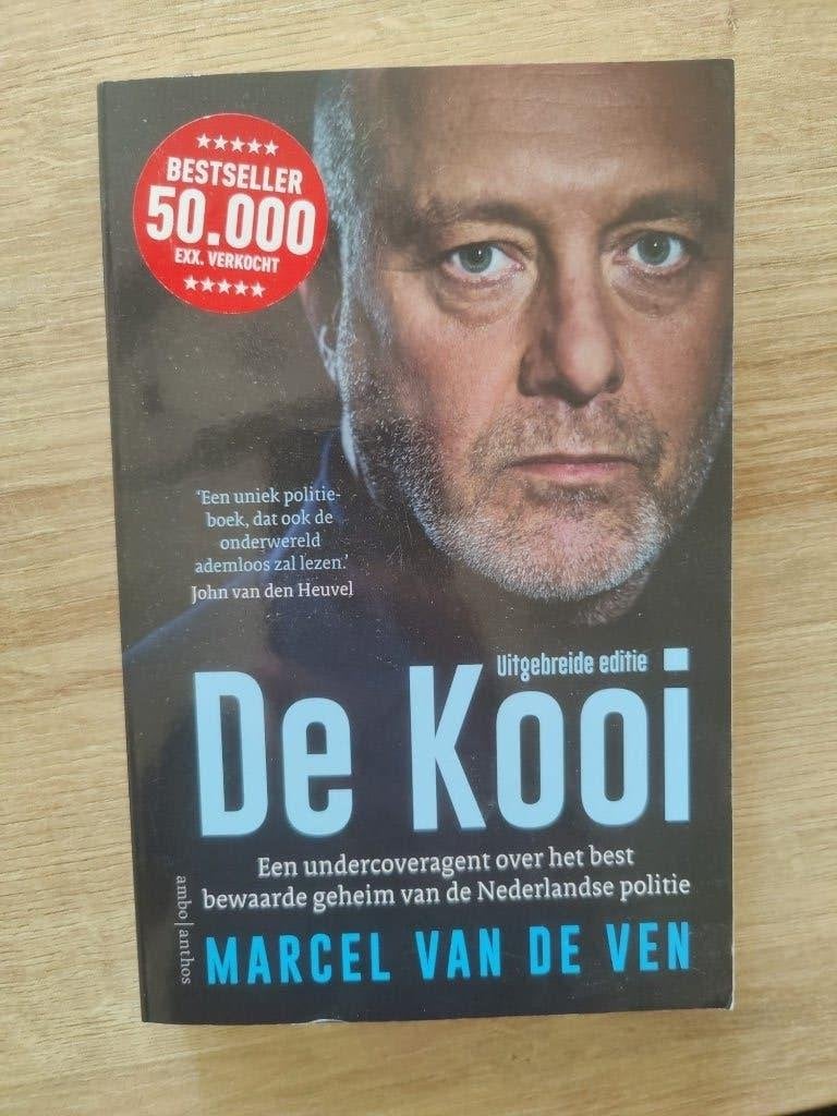 Marcel van de Ven - De Kooi, Ophalen of Verzenden, Zo goed als nieuw, Marcel van de Ven